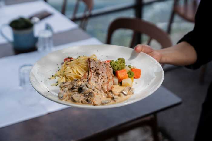 Taube 250611 Schwins Rahmschnitzel 5